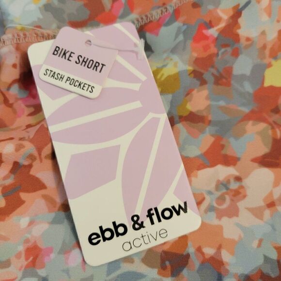 Ebb & Flow Active Ruffle Waist Bike Shorts Floral (Size M) - Picture 6 of 6